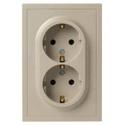 Розетка скрытого монтажа в рамку с заземлением двойная 2X2P+E Schuko со шторками IP20 16А-250В шампань 15-2105-04 Galaxy