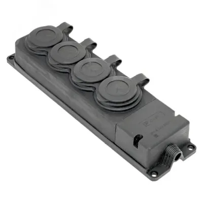 Роз. четырехмест. с защит. крышками каучуковая 230В 2P+PE 16A IP44 DIY
