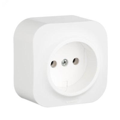 Розетка 1-местная для открытой установки без заземления без защитных шторок 16А белый QUTEO