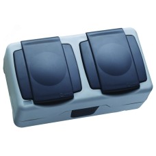 Розетка с заземлением и крышкой двойная, IP55, серый цвет