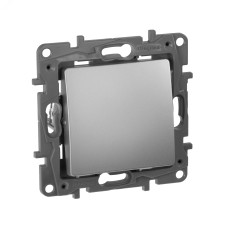 Выключатель 1-клавишный проходной самовозвратный 6А безвинтовое крепление алюминий ETIKA