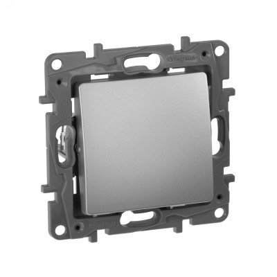 Выключатель 1-клавишный проходной самовозвратный 6А безвинтовое крепление алюминий ETIKA