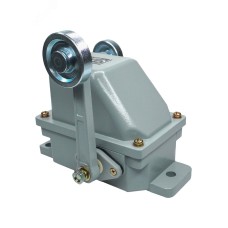 Концевой выключ.КУ-706  (2рычага с роликом), IP44 фиксация вкрайних положениях