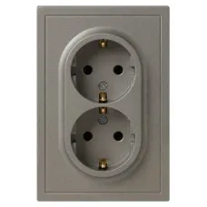 Розетка скрытого монтажа в рамку с заземлением двойная 2X2P+E Schuko со шторками IP20 16А-250В титан 15-2105-07 Galaxy