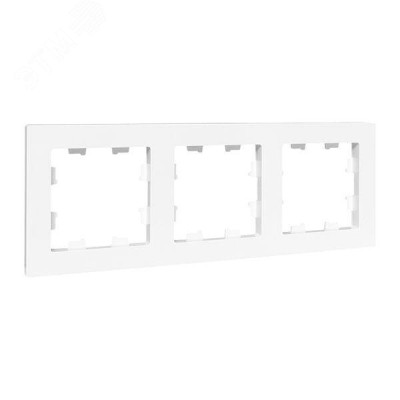 Эпика Рамка 3-местная белый пластик EKF