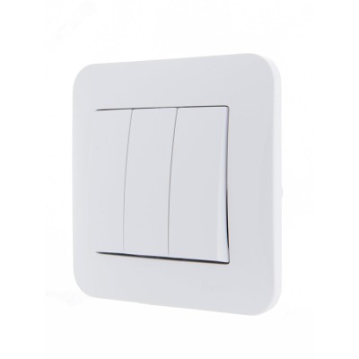 KARINA Выключатель тройной белый  (10шт/120шт)