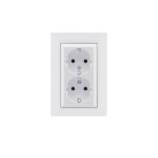 Розетка двойная с заземлением 16А KAREA RIZZ белый