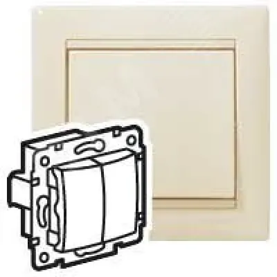 Выключатель двухклавишный Valena, слоновая кость