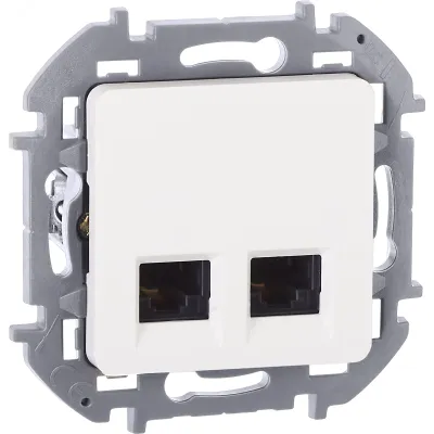 Розетка компьютерная двойная RJ45 категория 5Е UTP белый INSPIRIA
