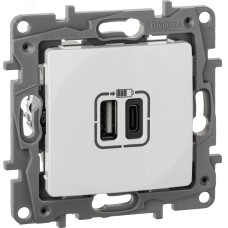 Розетка USB A+C 15Вт белый ETIKA