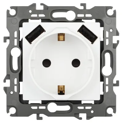 Розетка ЭРА Серия 12 12-4109-01М , 2P+E 16A-250В, штор. с 2xUSB 5В-3А, белый матовый