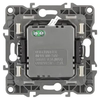12-4110-03 ЭРА Устройство зарядное USB, 230В/5В-2100мА, IP20, Эра12, алюминий (6/60/1920)