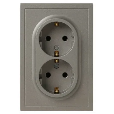 Розетка скрытого монтажа в рамку с заземлением двойная 2X2P+E Schuko со шторками IP20 16А-250В титан 15-2105-07 Galaxy