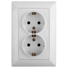 Розетка Intro Solo 4-208-01 с заземлением двойная 2X2P+E Schuko со шторками, 16А-250В, IP20, СУ, белый