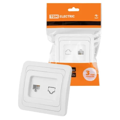 Розетка компьютерная RJ-45 белая ''Валдай'' TDM