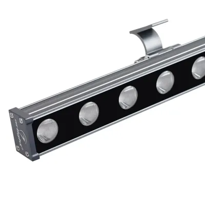 Прожектор линейный AR-LINE-760-18W Warm3000 (GR, 15x60 deg, 230 В) (IP65 Металл, 3 года)