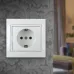 Розетка Intro Plano 1Э-206-01 с заземлением 2P+E Schuko со шторками, 16А-250В, СУ, без лапок, белый