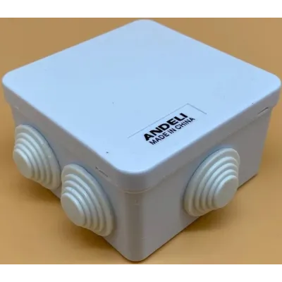 Коробка распределительная с крышкой 85x85x50 на 8 входов ip55