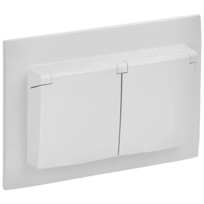 SKANDY Розетка 2-местная и крышкой 16А в сборе IP44 SK-R12W арктический белый
