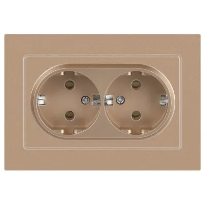Розетка Intro Accent 6-205-04 2X2P+E Schuko, 16А-250В, IP20, СУ, AL/CU, шампань