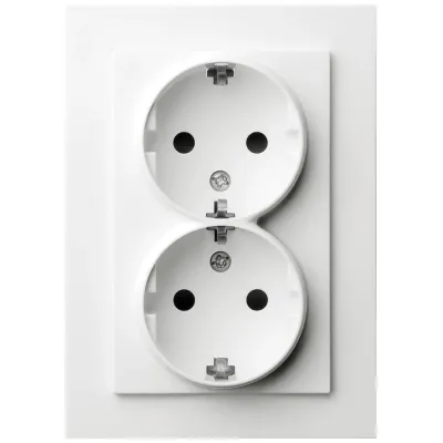 Розетка двойная SCHUKO с защитными шторками 16А 250V 2P+T