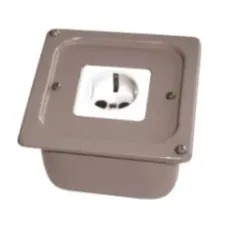 Коробка с розеткой КР2-16 УХЛ4, 16А, IP20