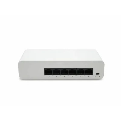 Коммутатор неуправляемый 4x100Мбит/с (RJ45 с PoE+), 2x1Гбит/с (RJ45) 55Вт