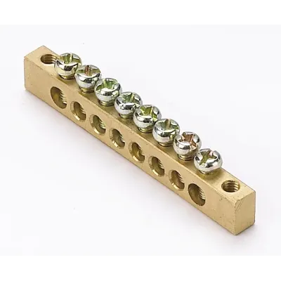 Шина нулевая 8 групп/крепеж по краям. сеч. 6x9 м