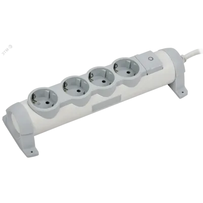 COMFORT Удлинитель У04К 4 места 2P+PE 1,5м 3х1,5мм2 16А белый IEK