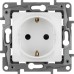 Розетка 1-местная с заземлением с защитными шторками 16А белый ETIKA