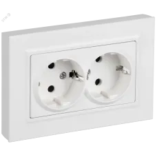 BRITE Розетка 2-местная с заземлением с защитными шторками плоская 16А в сборе РСшПл12-3-БрАБ арктический белый IEK