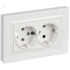 BRITE Розетка 2-местная с заземлением без защитных шторок плоская 16А в сборе РСПл12-3-БрБ белый IEK