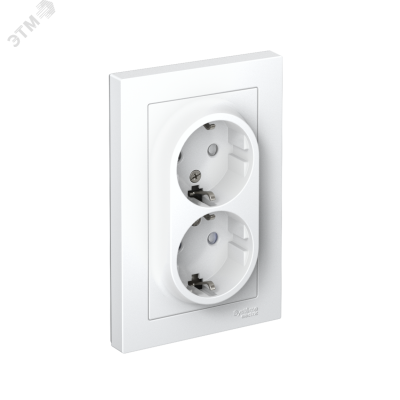 Розетка ATLASDESIGN двойная с заземлением со шторками 16А в сборе белый