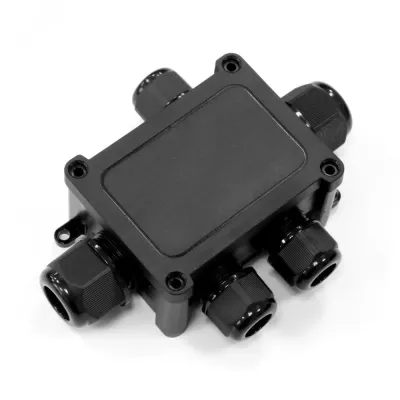 Коробка распределительная 5-вводная IP68 ПА66 40А 450В d5-14 мм 135х96х42 черная